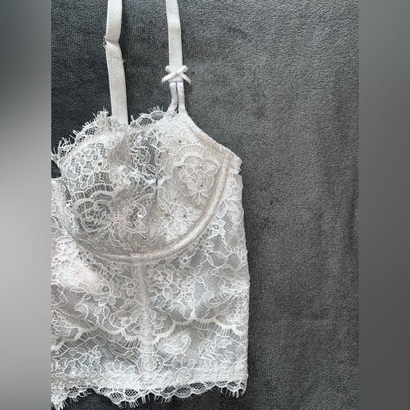 Victoria’s Secret Silver Lace Corset Bustier Underwire 32C Grey gray beaded 32 C - Picture 2 of 9
